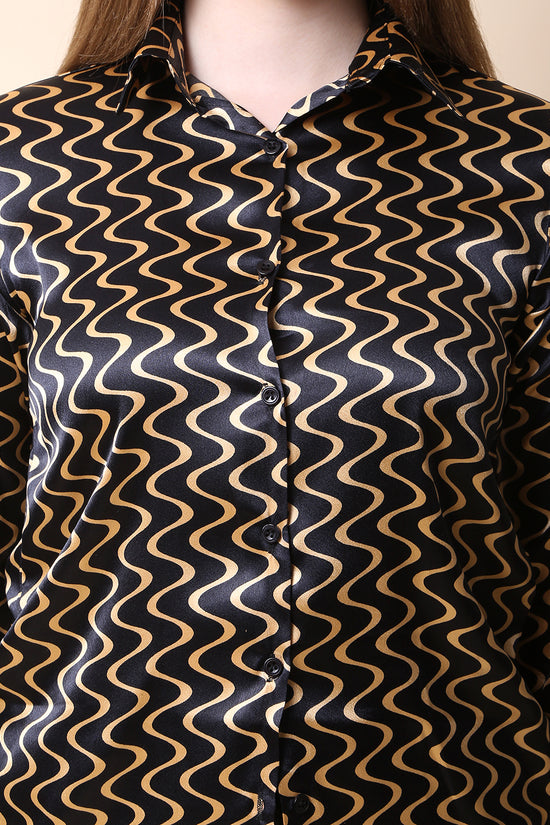 Black Wavy Geometric Print